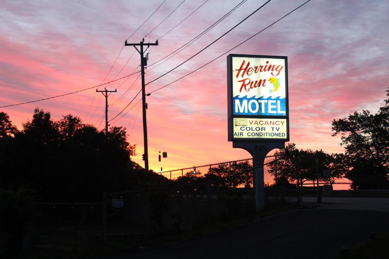 Herring Run Motel&Tiny Cabins Bourne Extérieur photo